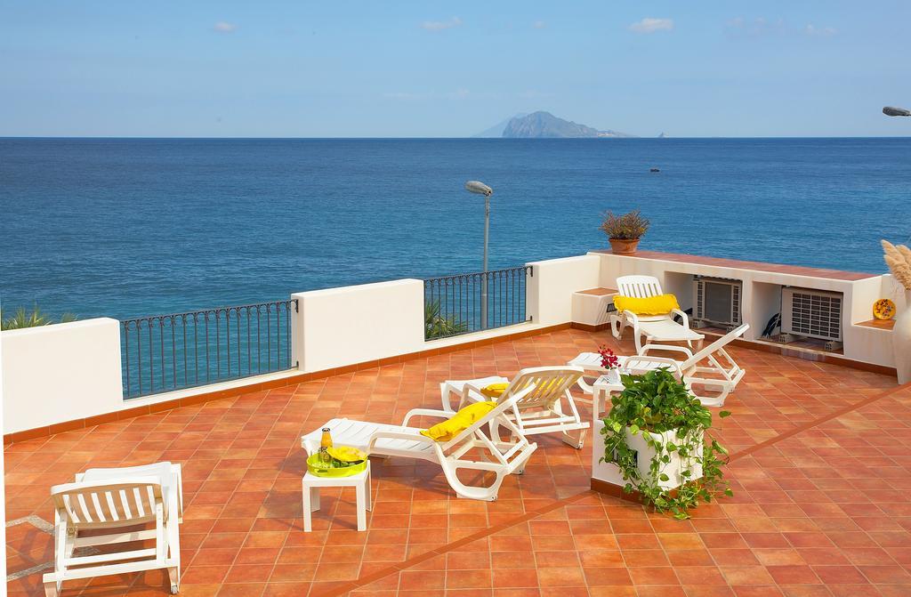 Hotel Residence Acquacalda Lipari  Extérieur photo