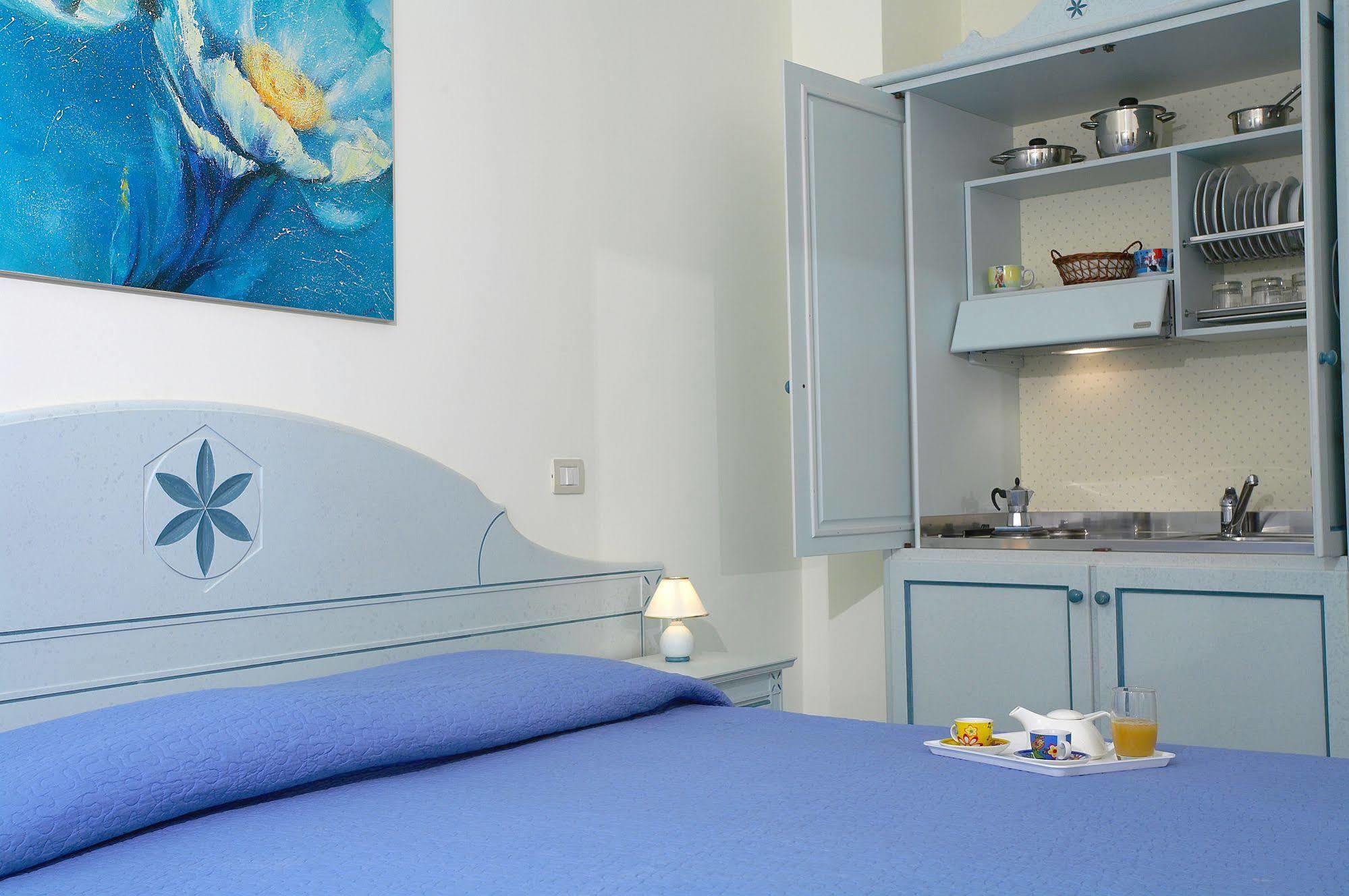 Hotel Residence Acquacalda Lipari  Extérieur photo
